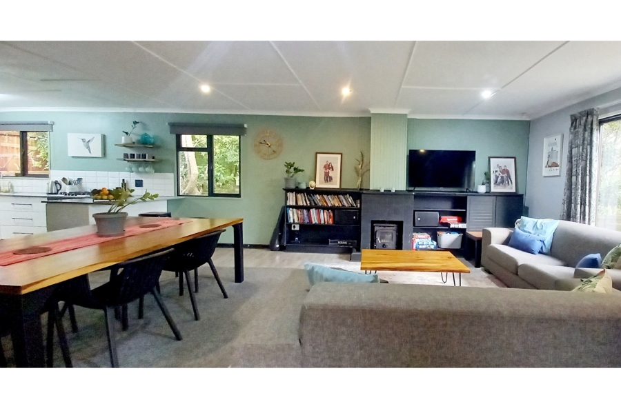 3 Bedroom Property for Sale in Hunters Home Western Cape